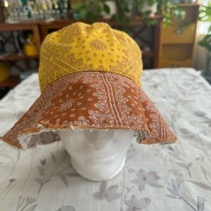 Multi Color Free People Bucket Hat NWOT 1 sz